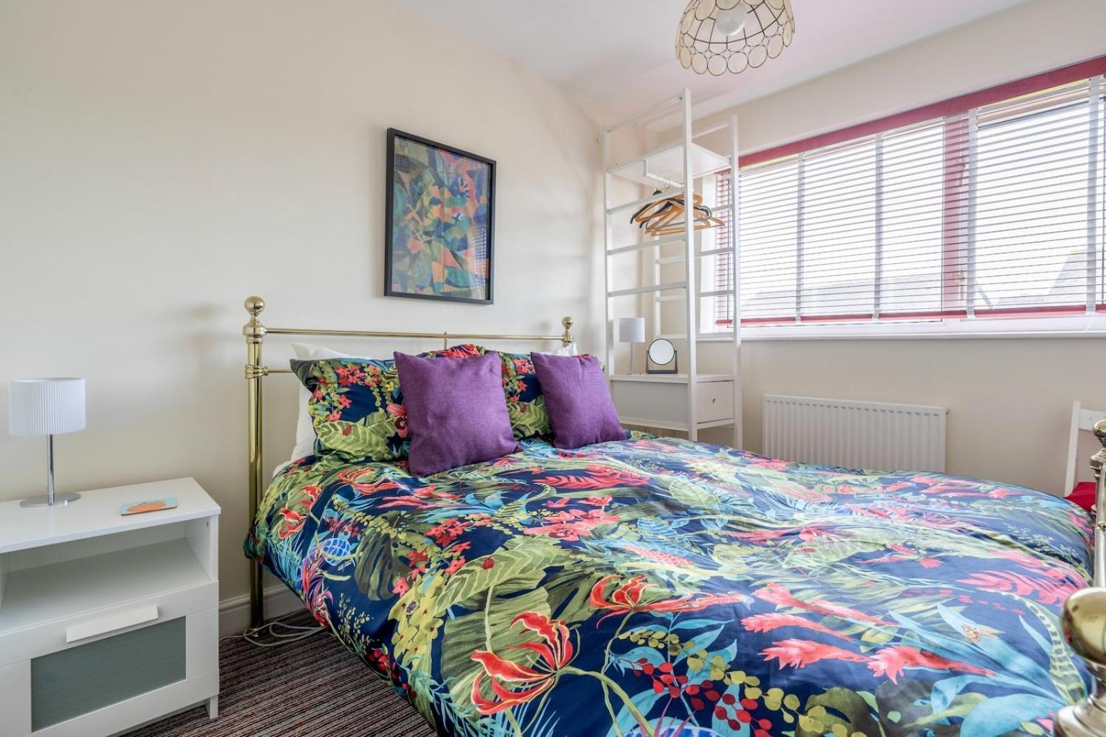 Chic 2-Bedroom Townhouse In Vibrant Abergavenny Exteriér fotografie