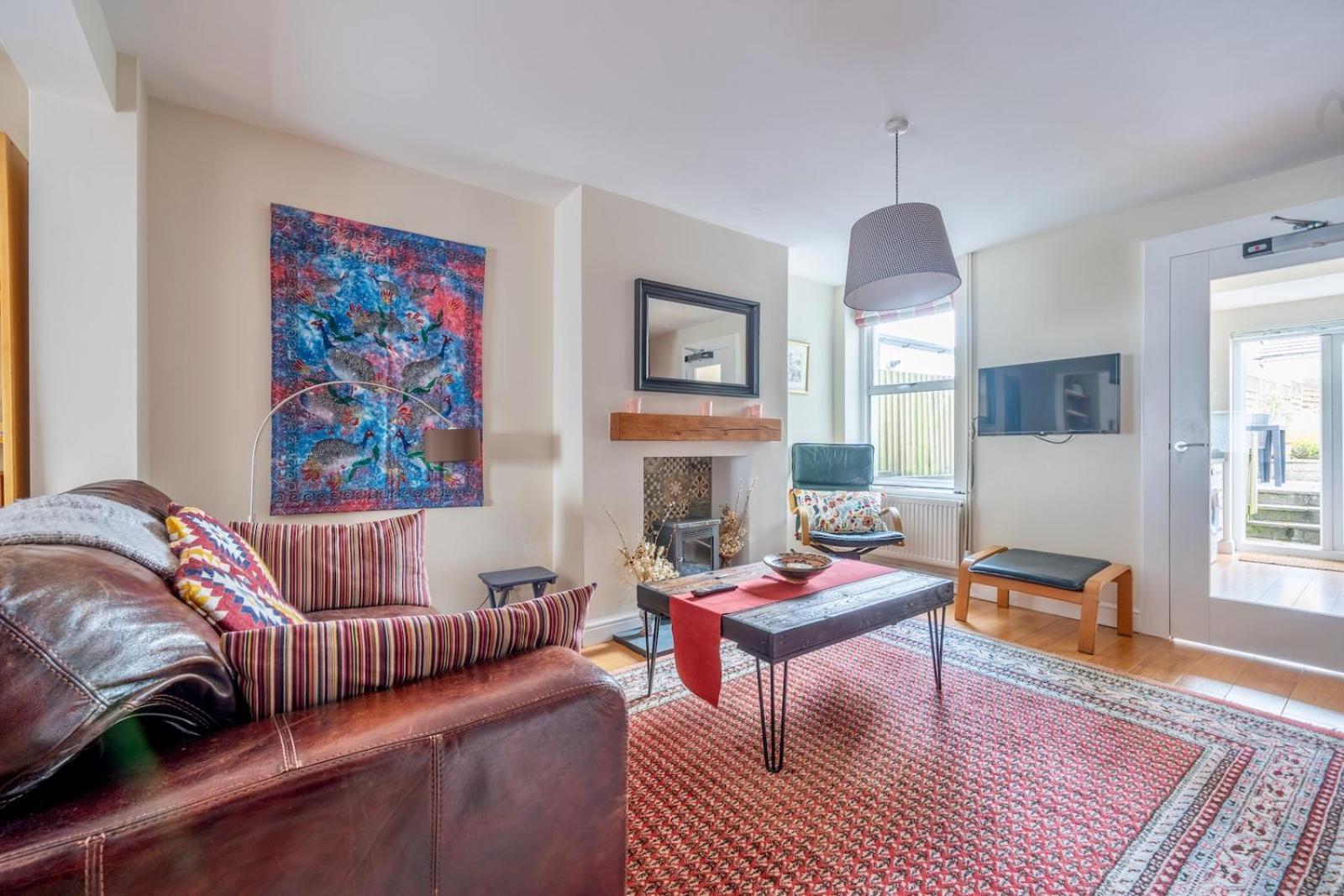 Chic 2-Bedroom Townhouse In Vibrant Abergavenny Exteriér fotografie